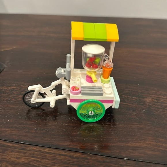 LEGO Heartland City Organic Cafe #41444 - Picture 10 of 13